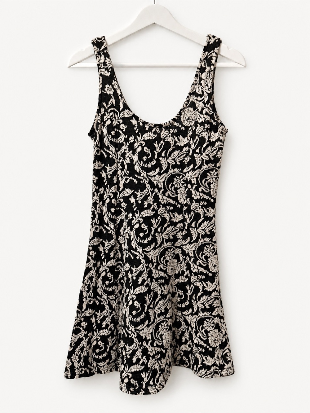 Pins and Needles Floral Skater Dress Small Black Ivory Fit Flare